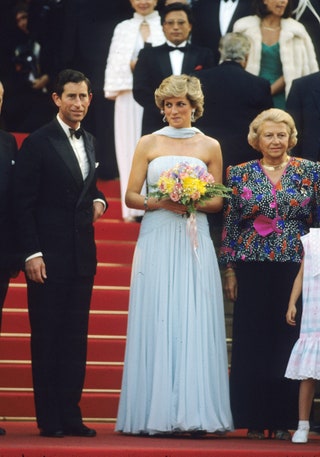 ربما تحتوي الصورة على Diana Princess of Wales Charles Prince of Wales بدلة بشرية بشخصية معطف ملابس ومعطف