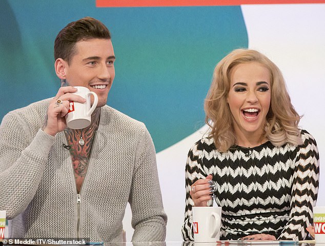 اشتهرت ستيفاني بعلاقة مضطربة مع والد كابين جيريمي في عام 2006 (الصورة في عام 2016)