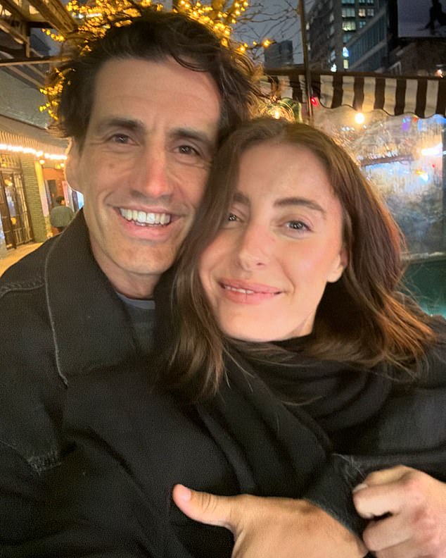 في المقابلة المشتركة، اعترفت ريبيكا بأنها تساءلت عما إذا كان ذلك سيحدث على الإطلاق، وأنها 