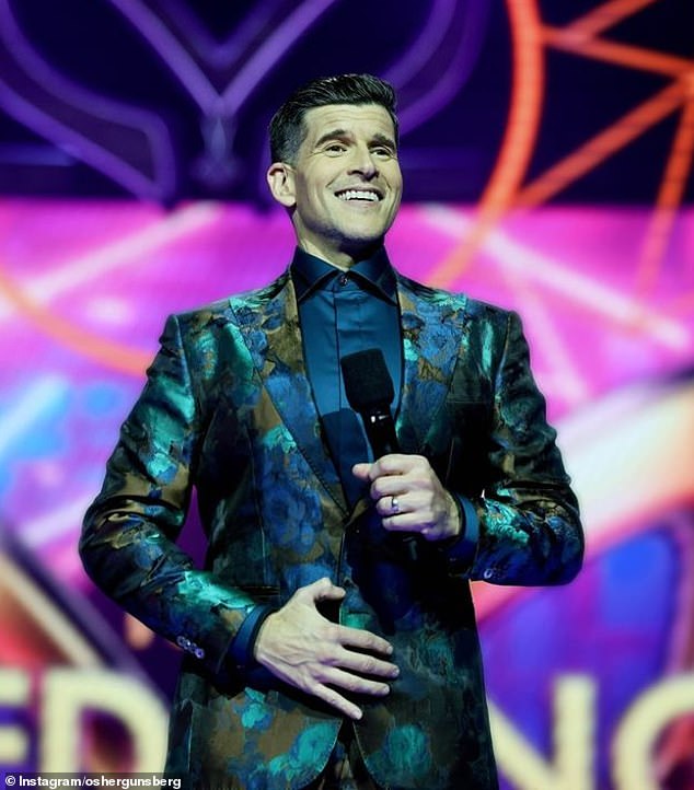 كما سجلت الحلقة الأولى من المسلسل أرقامًا قياسية في المشاهدة على قناة ABC، وفقًا لما أوردته Deadline، حيث كانت الحلقة الأولى الأعلى تقييمًا على Hulu لأي مسلسل في الامتياز. في الصورة، مقدم برنامج البكالوريوس الأسترالي أوشر جونسبيرج