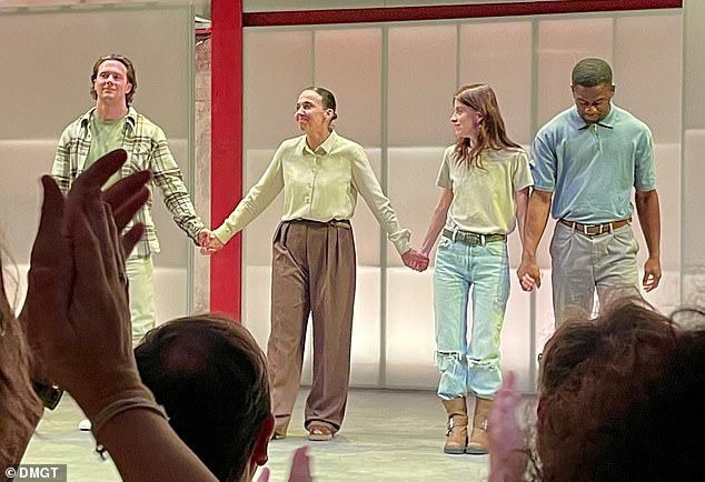 تم كتابة فيلم When it Happens to You بواسطة Tawni O¿Dell استنادًا إلى تجربتها الشخصية، بعد الاعتداء على ابنتها في نيويورك. يضم طاقم العمل Rosie Day بدور Esme وMiles Molan بدور Connor وTok Stephen في أدوار متعددة (تم تصوير طاقم العمل في 31 يوليو)