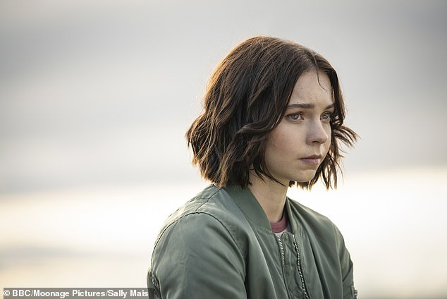 لقد كان محبو رواية الكاتبة البريطانية هولي جاكسون متحمسين للبرنامج منذ فترة طويلة