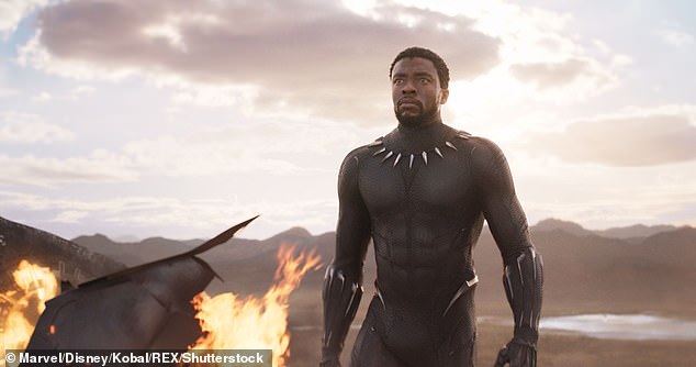 توفي بطل فيلم Black Panther تشادويك بوسمان عن عمر يناهز 43 عامًا بسبب سرطان القولون في أغسطس 2020؛ وقد ظهر في فيلم 2018