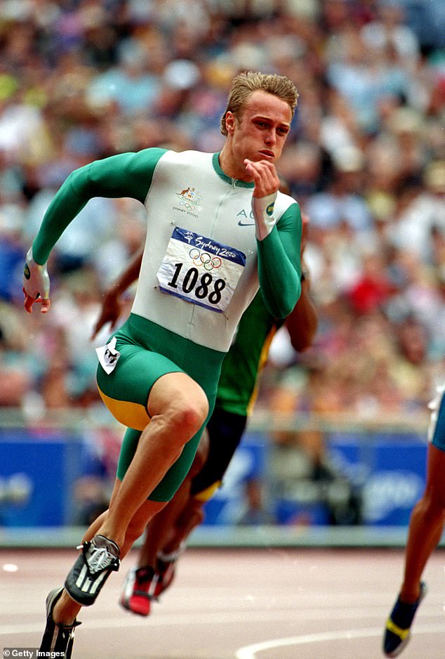 لطالما تم إعداد شيرفينجتون للشهرة من قبل شبكة Seven، منذ أن تم إحضاره كمقدم للرياضة في عطلة نهاية الأسبوع على قناة Seven News Sydney في عام 2020. في الصورة: شيرفينجتون يتسابق في أولمبياد سيدني 2000