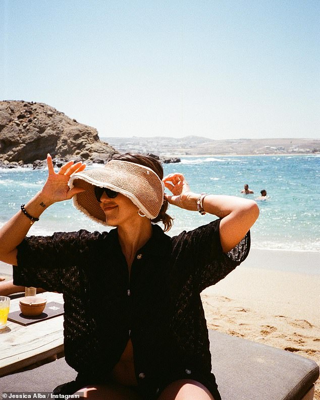 شاركت جيسيكا مجموعة من الصور على إنستغرام، وعلقت: 