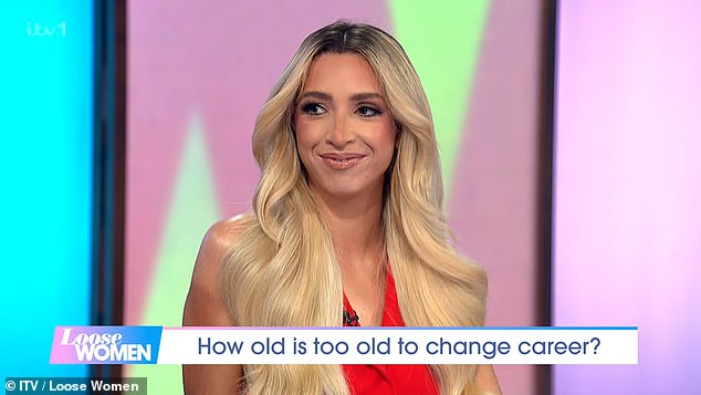 سارعت GK إلى نفي أي ميل إلى السخرية من زميلتها في البطولة، لكن هذا لم يمنع المشاهدين من ملاحظة التوتر بين المرأتين.