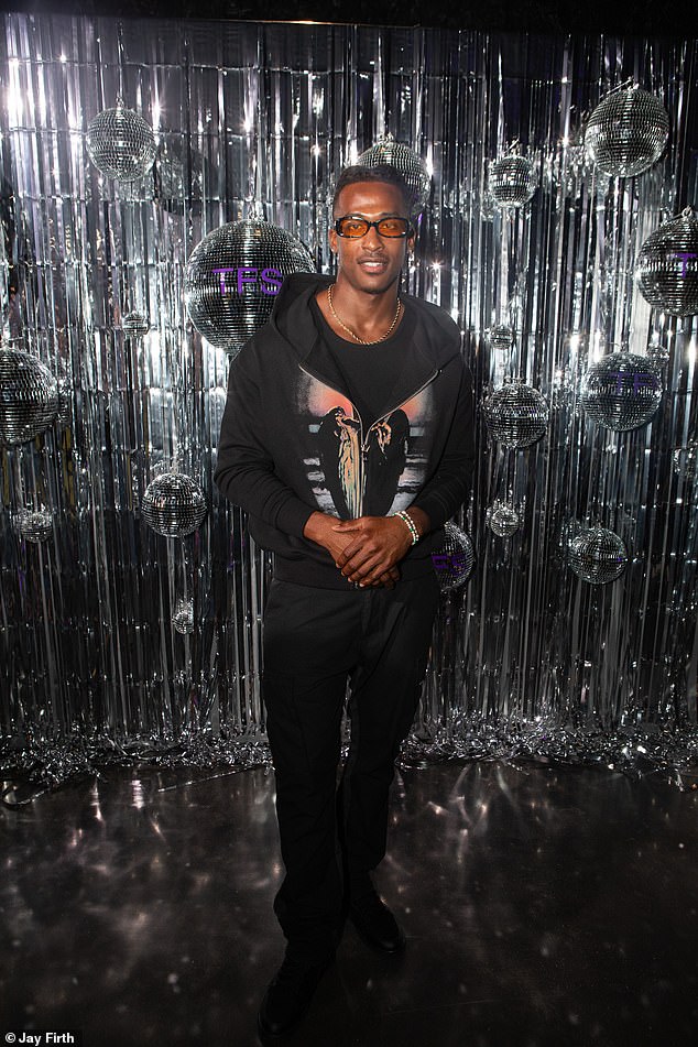 عمر نيامى قدم عرضا أنيقا