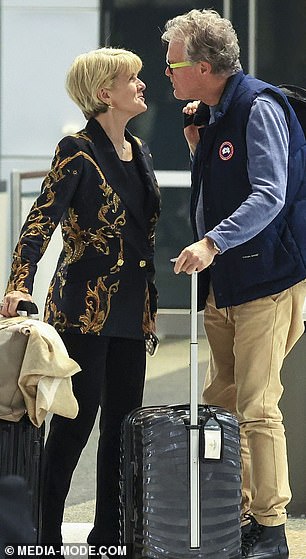 بدت السيدة بيشوب والسيد جراي أكثر حبًا من أي وقت مضى