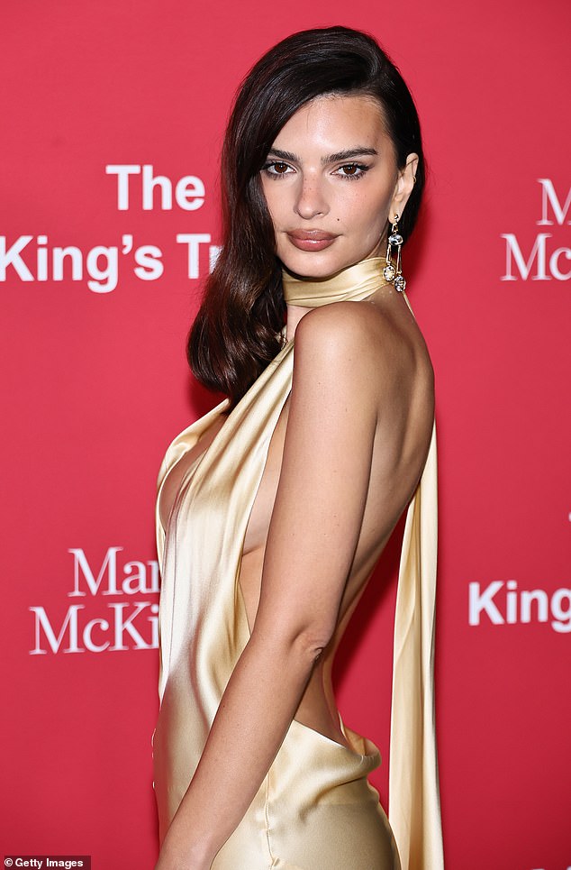 تزوجت راتاجكوفسكي من سيباستيان بير ماكلارد من عام 2018 إلى عام 2022، وأنجبا ابنًا يبلغ من العمر 3 سنوات يُدعى سيلفستر 