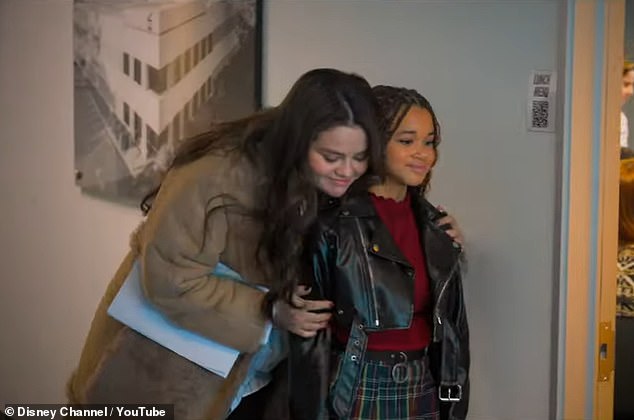 تتولى جوميز الإنتاج التنفيذي لإعادة إنتاج المسلسل، ويقتصر دورها على الشاشة في الحلقة الأولى