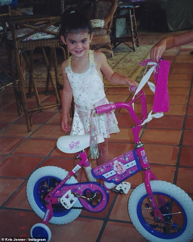 قامت الأم بإدراج سمات سيدة الأعمال المليارديرة 