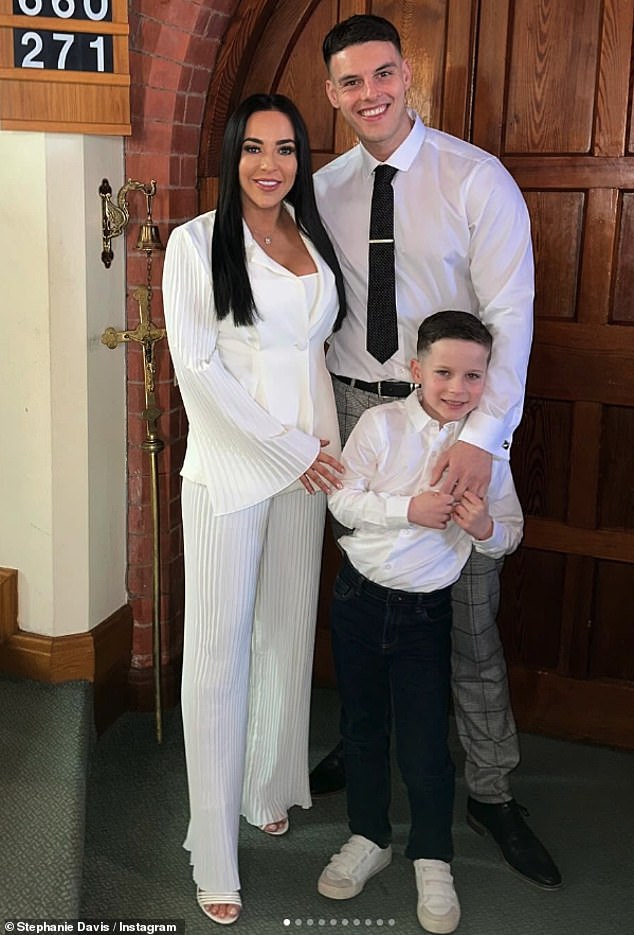 قالت ستيفاني إن كابين مستعد أيضًا لدور الأخ الأكبر ويخبر والدته بالفعل بكيفية الجلوس قليلاً حتى لا 