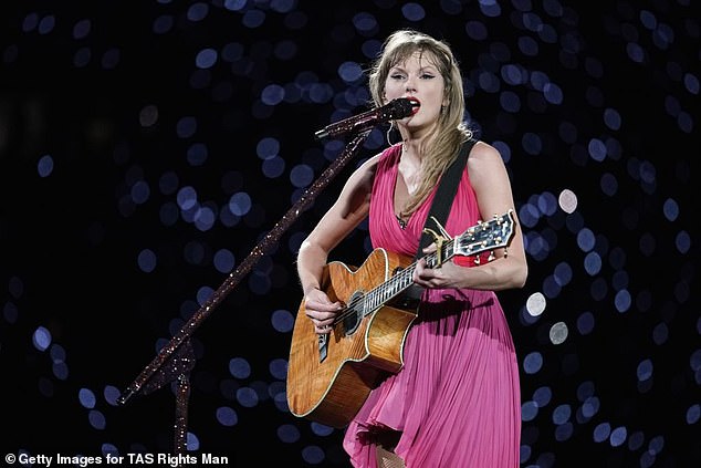 تعاونت شركة البث العملاقة مع محطة الكابل ORF لبث جولة Taylor Swift: The Eras Tour (Taylor's Version) في النمسا يوم السبت