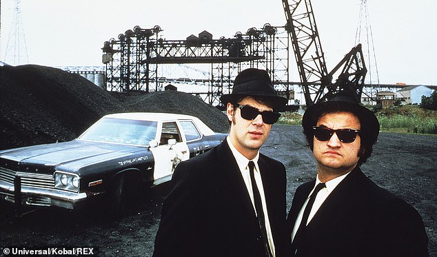 أنتج تيشلر ألبومات لفرقة Blues Brothers، التي تتألف من دان أيكرويد والراحل جون بيلوشي