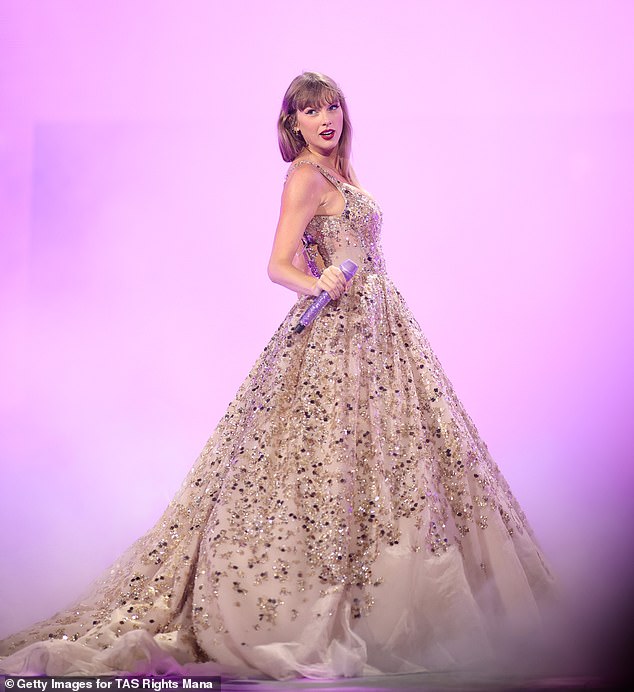 قال أحد المصادر: 