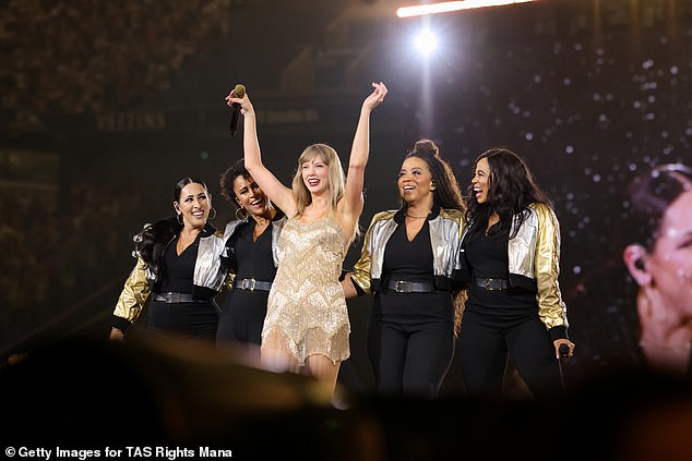 وأضاف المصدر: 