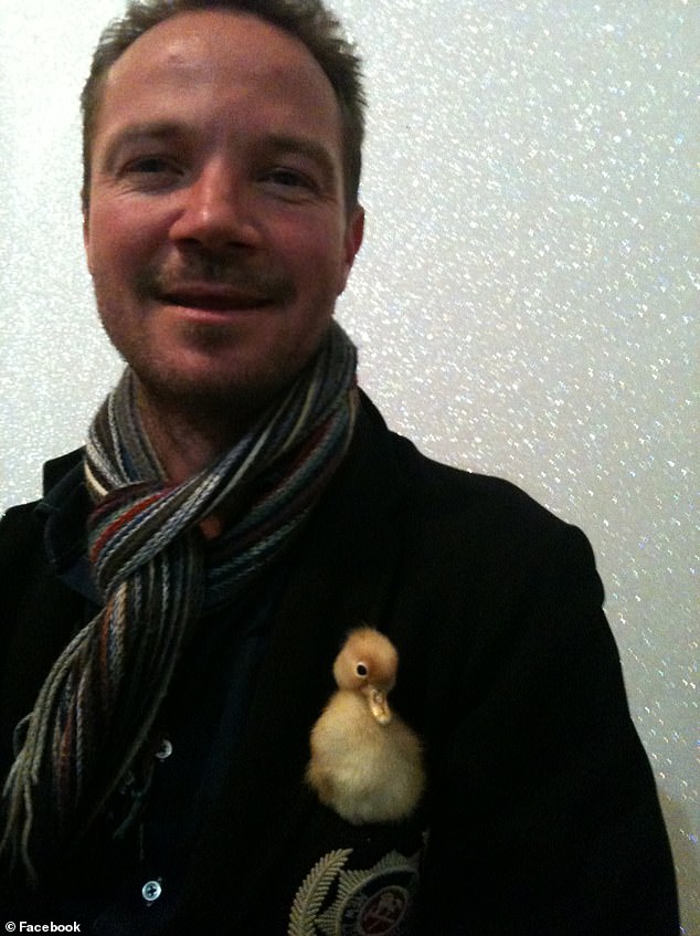 لم يتم الإعلان عن سبب الوفاة، على الرغم من أنه تم الإبلاغ عن وفاته بأنها 