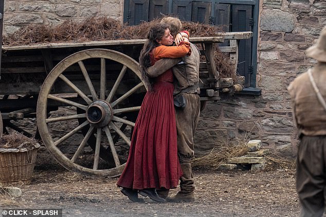 رواية الخيال التاريخي الأكثر مبيعًا في نيويورك تايمز تروي العواقب العاطفية والعائلية والفنية لهذه الخسارة، وتجلب إلى الحياة قصة إنسانية ومؤثرة