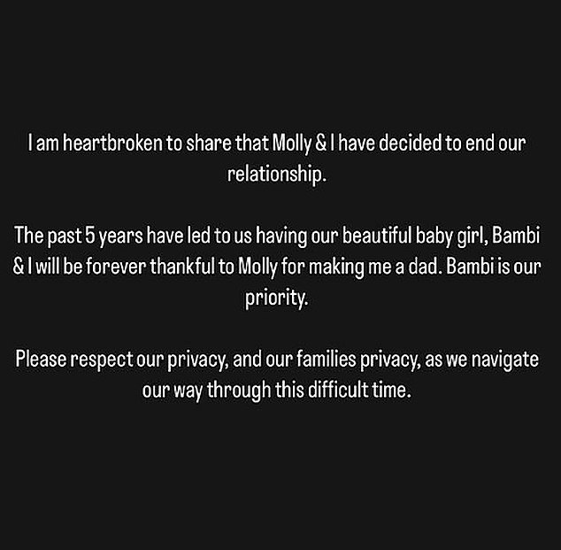 نشر تومي منشورًا منفصلًا يطلب فيه من متابعيه 