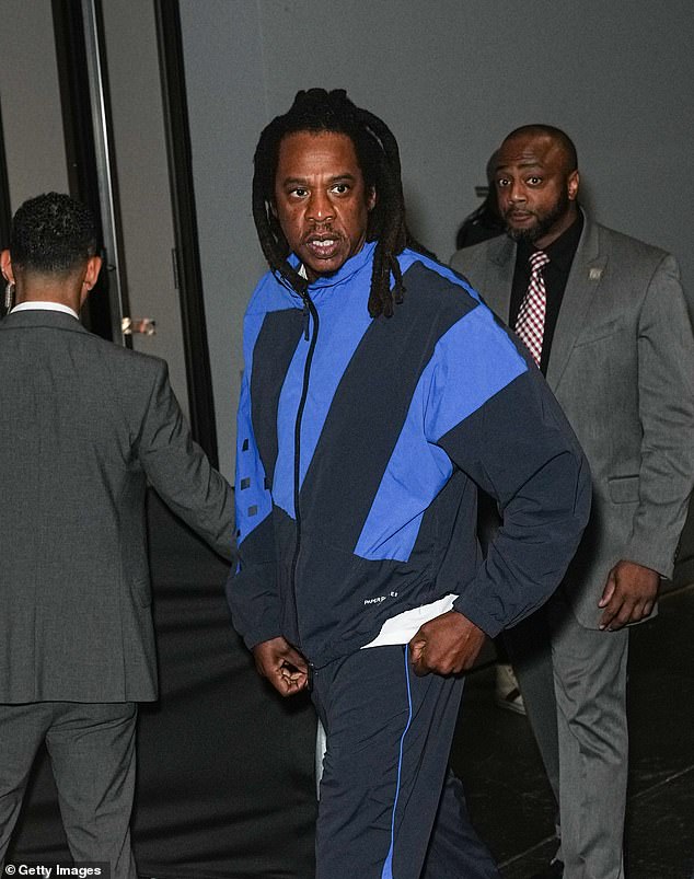 النادي الجديد، الذي يعمل جاي زي حاليًا على إيجاد موقع جديد له، كان مفتوحًا سابقًا لمدة 20 عامًا قبل إغلاق موقعه الأصلي في مانهاتن في أغسطس 2023