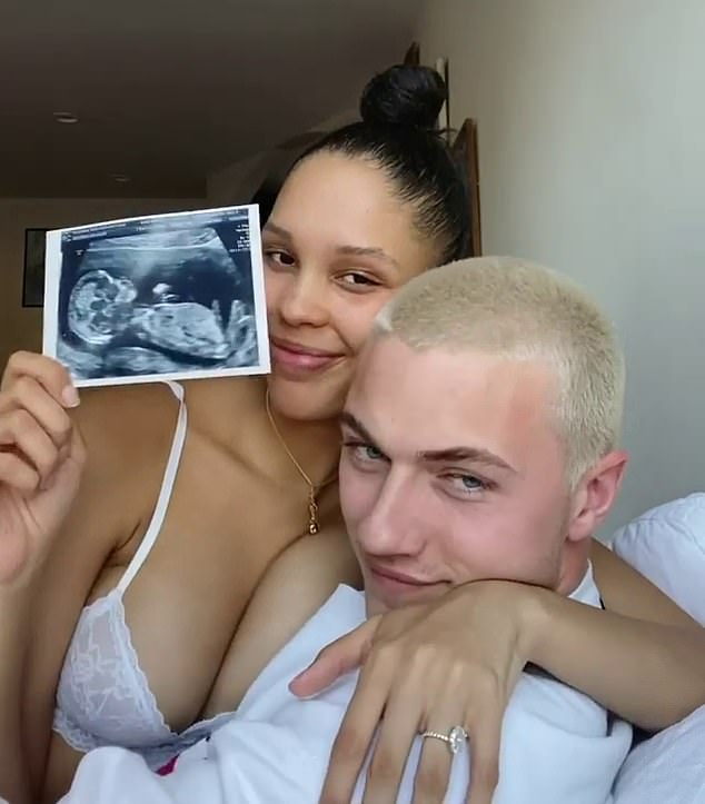 في وقت سابق من هذا العام، رحبا بطفلهما الثالث معًا. نارا هي أيضًا زوجة أب لابنة لاكي جرافيتي بلو، التي يشاركها مع حبيبته السابقة ستورمي بري.