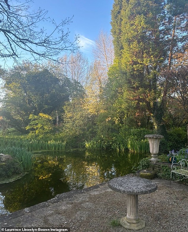 قال لورانس إن حديقته أصبحت ملاذًا وسط صخب الحياة العائلية