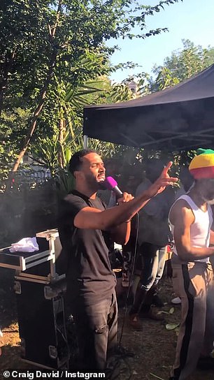 علق ديفيد على المنشور: 