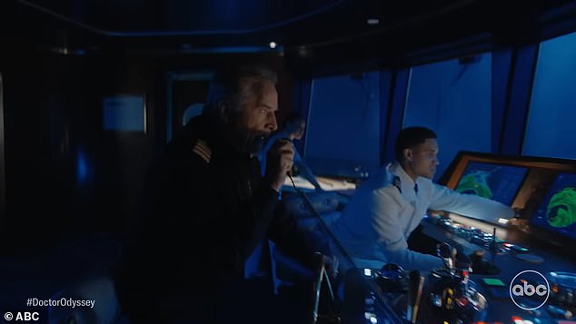 ثم يقوم الدكتور ماكس بانكمان بإجراء الإنعاش القلبي الرئوي لأحد الركاب بعد أن انهار، ووقعت السفينة بأكملها في عاصفة قوية وخطيرة، وكان على جونسون أن يوجههم عبرها بأمان.