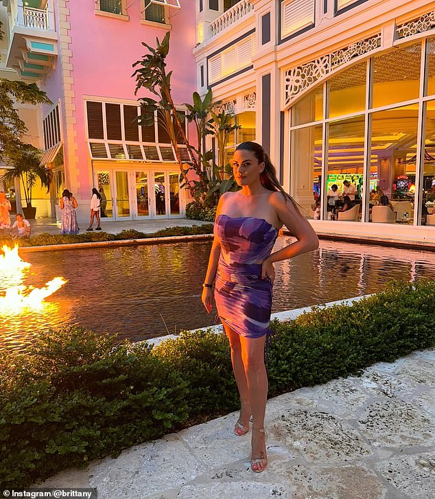 تم تسجيل قصة الحب المبكرة بين الزوجين في مسلسل Vanderpump Rules على قناة Bravo وتم تصوير انهيار زواجهما في المسلسل الفرعي The Valley