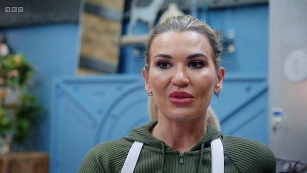 وقالت كريستين بعد خروجها: 