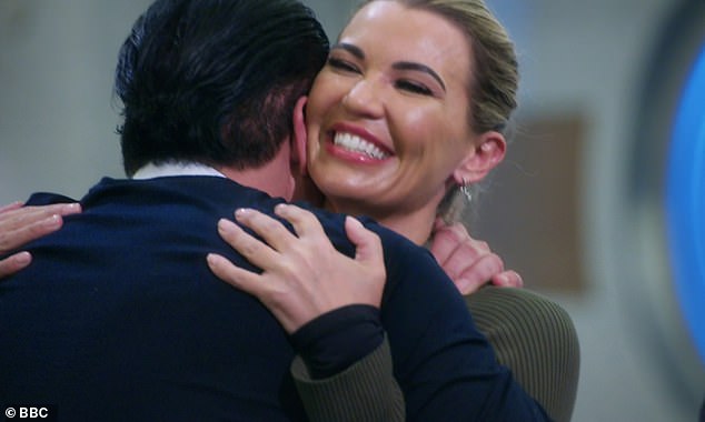 بعد فشلها في إثارة إعجاب الحكام جون تورود وجريج والاس، اعترفت كريستين بأنها شعرت 