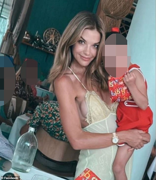 يقال إن المؤسس المشارك لعيادات الليزر في أستراليا، البالغ من العمر 45 عامًا، معجب بشدة بالفتاة السمراء ريكي ميروشنيك. في الصورة