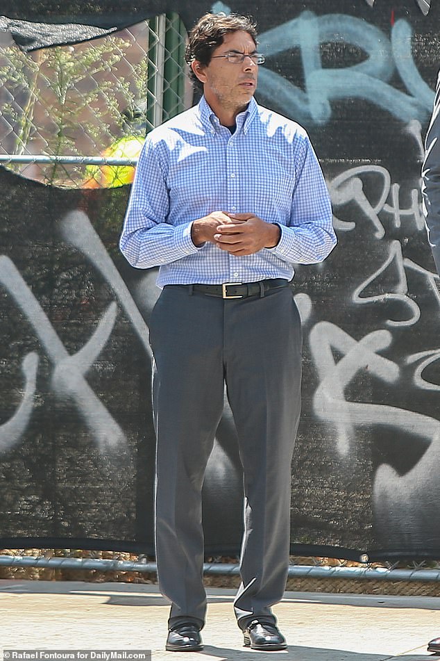 توصل تشافيز (54 ​​عاما) من سان دييجو إلى اتفاق إقرار ذنب مع ممثلي الادعاء في وقت سابق من هذا الشهر وسيكون الشخص الثالث الذي يعترف بالذنب في أعقاب جرعة زائدة قاتلة لنجم مسلسل فريندز العام الماضي.