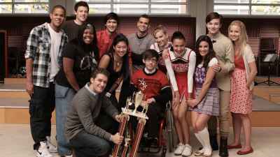 أطفال Glee يتعرفون على الجيل القادم ميليسا بينويست