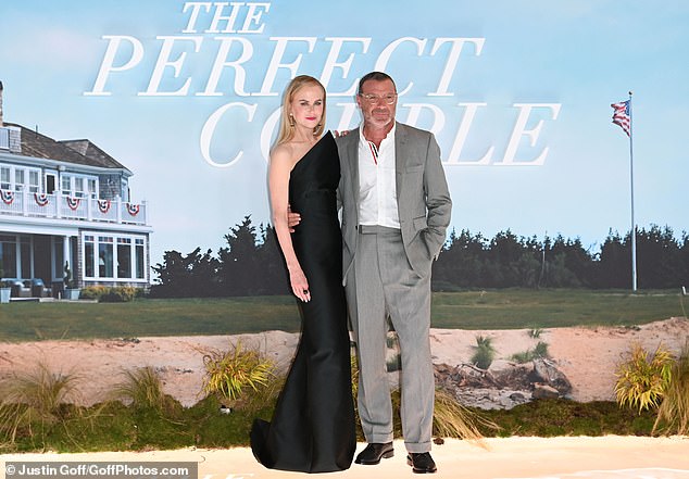 هذا هو أحدث مشروع لكيدمان على Netflix، والذي يأتي بعد فيلمها الرومانسي الكوميدي A Family Affair، والذي شهد تعاونها مرة أخرى مع زاك إيفرون