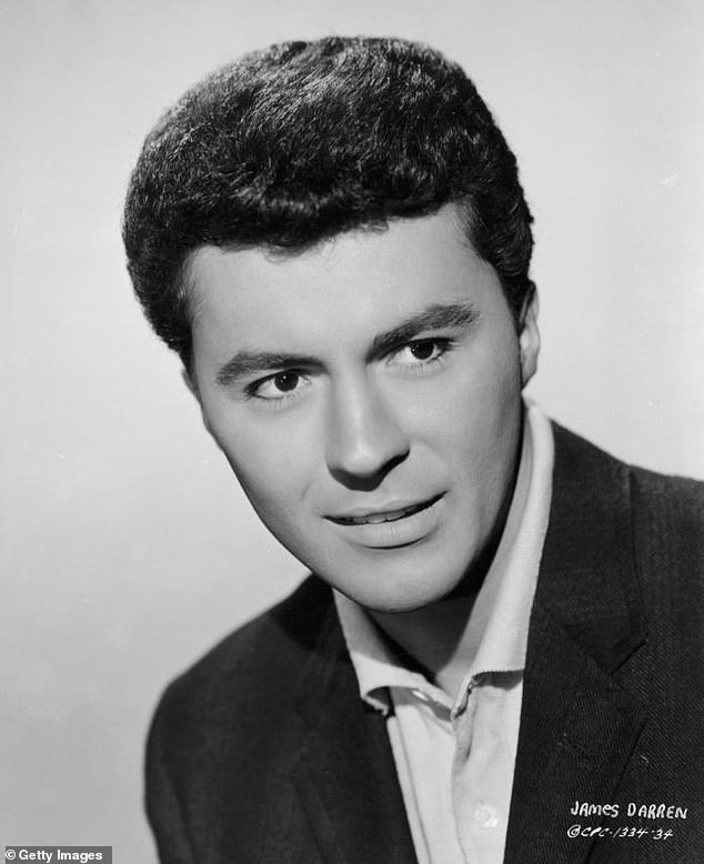 الممثل، الذي اشتهر بعمله في Gidget وTJ Hooker وStar Trek: Deep Space Nine، توفي في مستشفى Cedars-Sinai في لوس أنجلوس، كما أكد ابنه جيم موريت؛ شوهد في لقطة دعائية لـ Gidget عام 1959