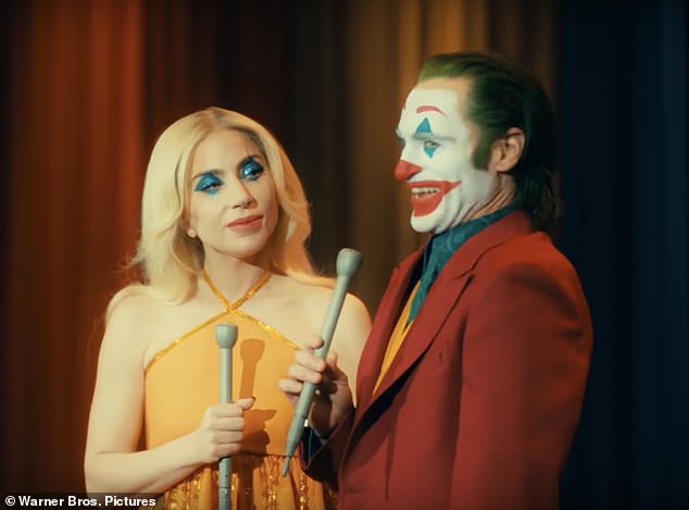 ليدي جاجا - التي حصلت على 12 مليون دولار مقابل فيلم Folie à Deux - وصفت شخصية مريضة مستشفى Arkham State Hospital المصابة بجنون الحرائق بأنها 