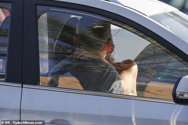 لكن الزوجين بدوا أكثر من معجبين حيث قضوا بعض المرح معًا خلال إجازتهم