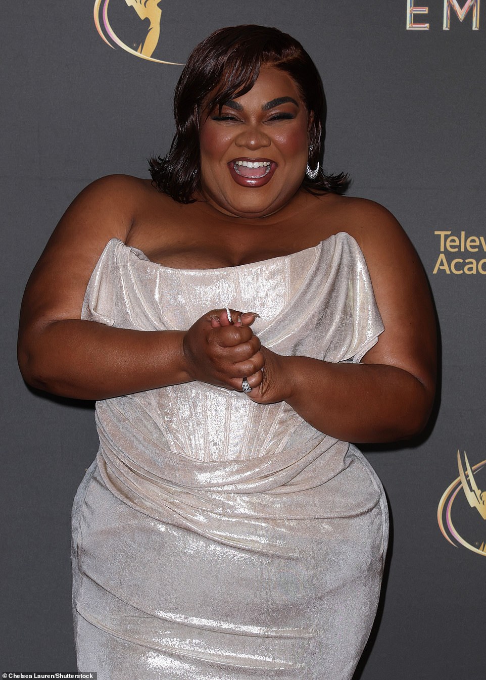 أظهرت دافين ابتسامتها الرائعة للمصورين