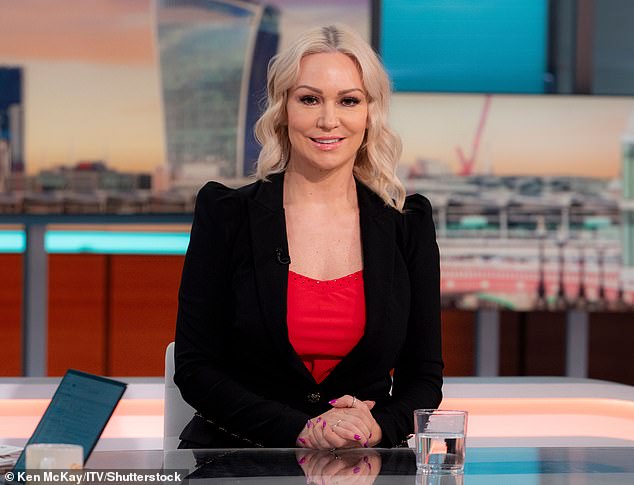 تم القبض على ريهانوف، نجمة Strictly Come Dancing السابقة، وهي تقود سيارتها Audi Q3 ذات الـ 72 لوحة في هورسماركت، نورثامبتون، في 4 أبريل.