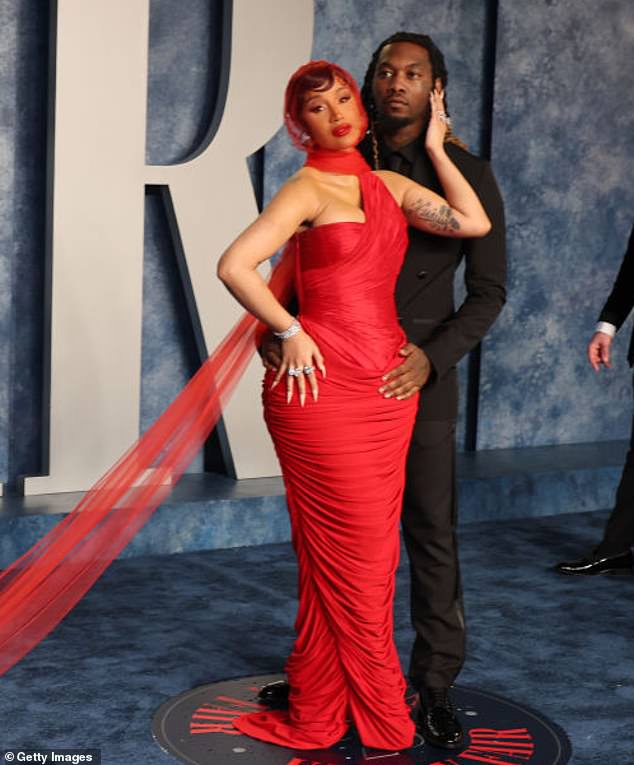 وقال ممثل لمجلة People إن الملف الأخير 