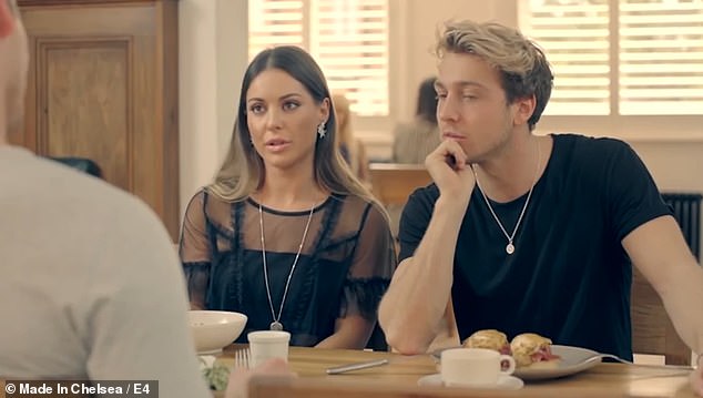 ادعت لويز تومسون، من Made In Chelsea (في الصورة مع شقيقها سام)، أنها كانت تتقاضى 50 دولارًا فقط (25 جنيهًا إسترلينيًا) في اليوم عندما وقعت لأول مرة، ثم ارتفع المبلغ لاحقًا إلى 400 دولار (200 جنيه إسترليني) في اليوم.