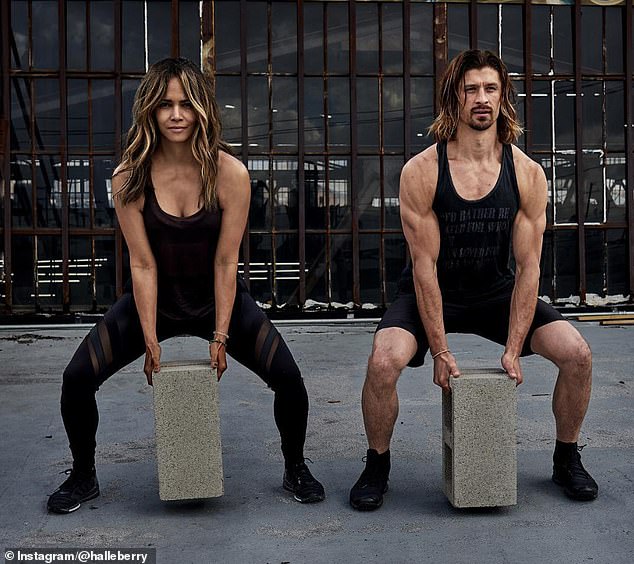 لقد عمل النجم مع المدرب الشخصي بيتر لي توماس لسنوات