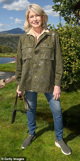 اشتكت سيدة الأعمال من أن الفيلم لا يصور ما يجعلها تتحرك. كما شعرت بالإحباط لأن الفيلم يخصص قدرًا كبيرًا من وقته لـ