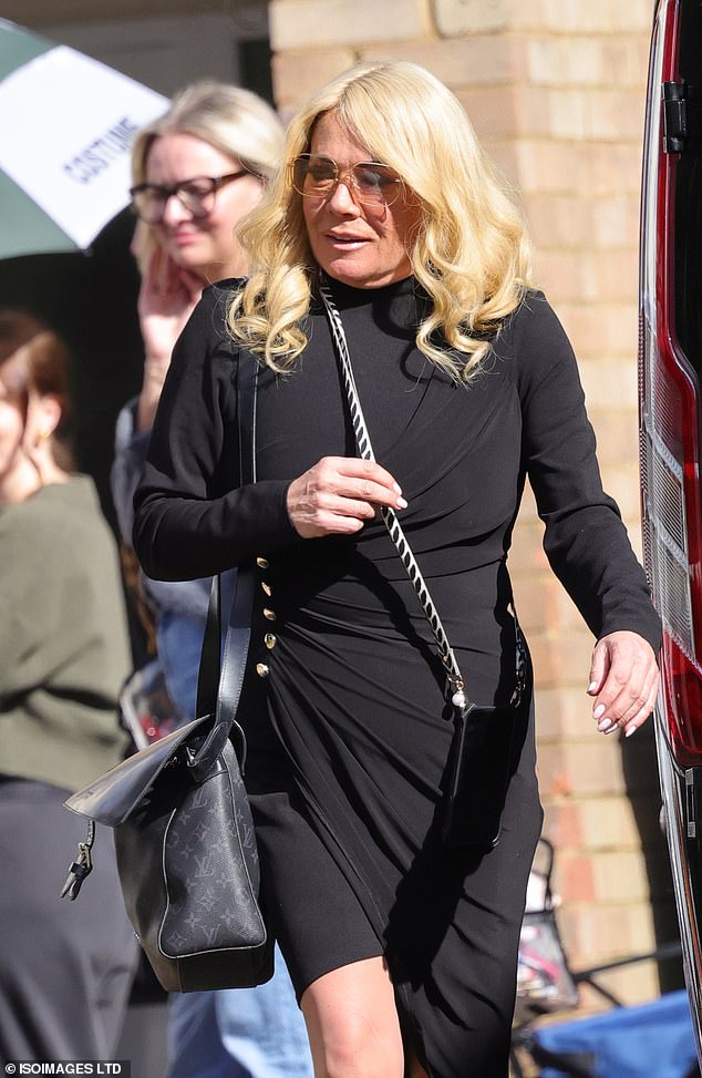 كشفت نجمة البي بي سي أنها تلتزم الآن بنظام غذائي متوازن، حيث تلتزم بتناول 1300 سعر حراري يوميًا، وتكمل نظامها الغذائي الصحي بتمارين مثل الجري والتمارين الرياضية (الصورة عام 2023)