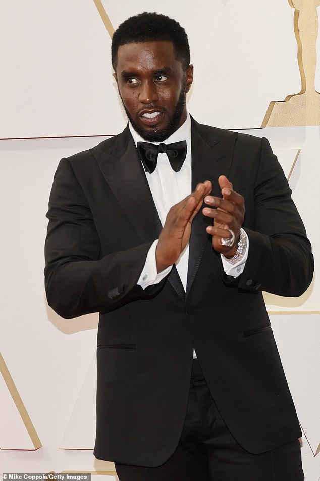 وأضاف عن ديدي: 