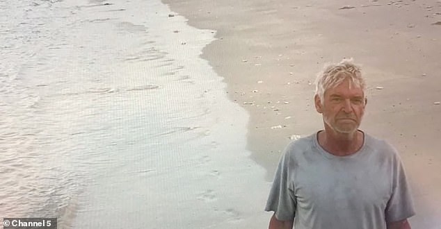 سيشاهد المشاهدون المذيع الذي تم فصله وهو يناقش التأثير العاطفي لنفيه من التيار الرئيسي