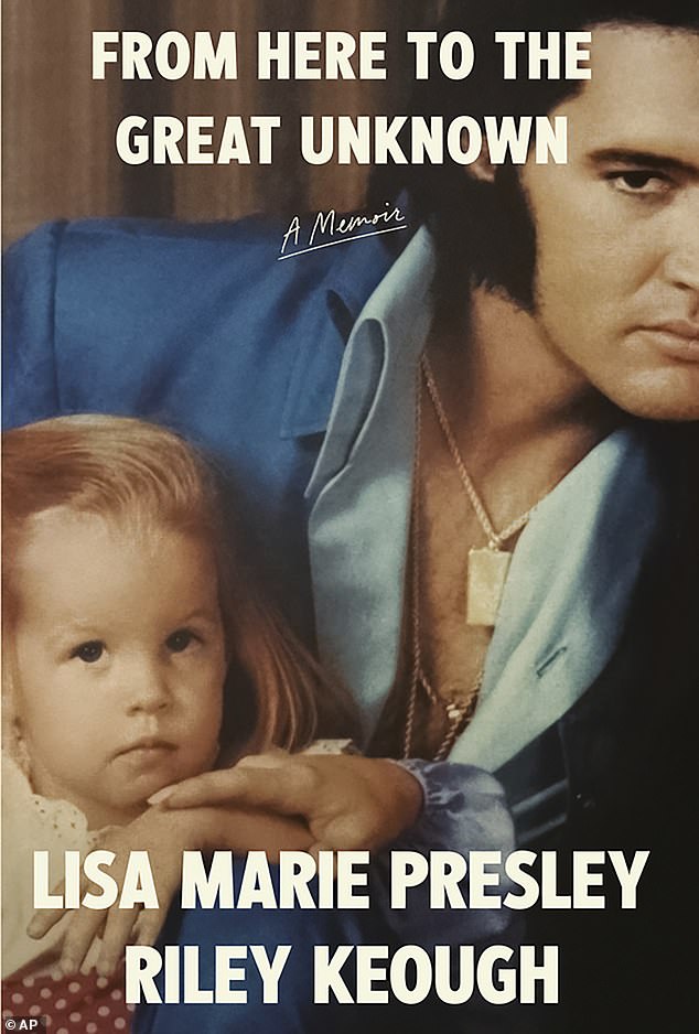 كانت رايلي قد وعدت ليزا ماري بأنها ستساعدها في كتابة المذكرات، ولكن بعد وفاة والدتها في يناير 2023، استمعت إلى تسجيلات صوتية لوالدتها.