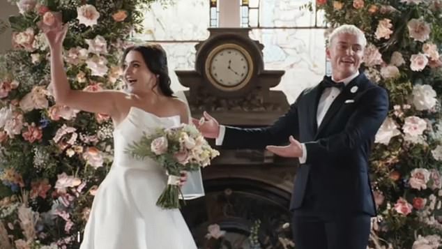 تأتي آخر مشاهدة لـ Eve بمثابة إفساد للجماهير، حيث لم يتم بث الحلقة التي تكشف ما إذا كان زواجها وتشارلي ناجحًا أم لا