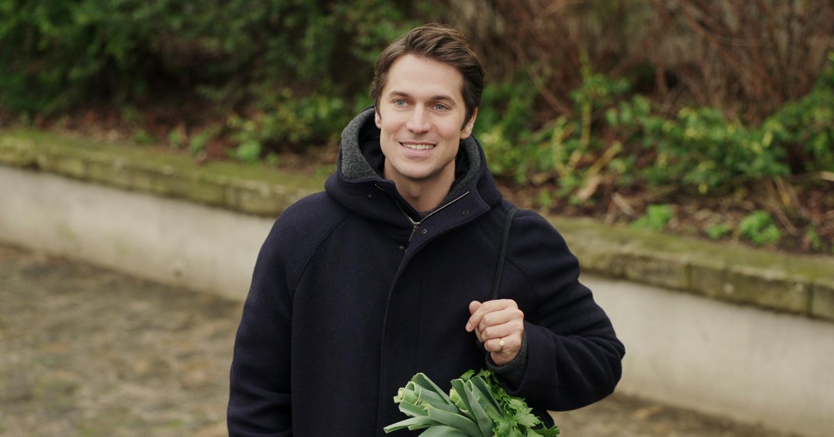 كل شيء قاله لوكاس برافو عن إميلي في باريس الموسم الخامس